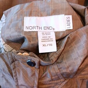 North End XL Women's